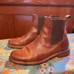 Nisolo Sustainable Carmen Chelsea Boots in Brandy Size 8.5